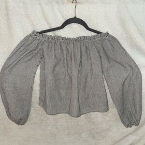 BRANDY MELVILLE women’s off the shoulder blouse